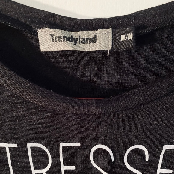 Black crop top - Picture 2 of 3